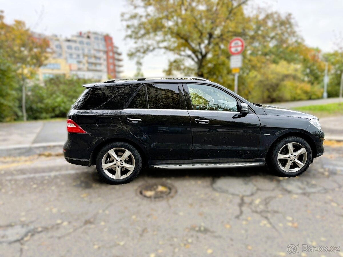 Mercedes-Benz ML, ML 350 BlueTEC 4x4 190kW - 6