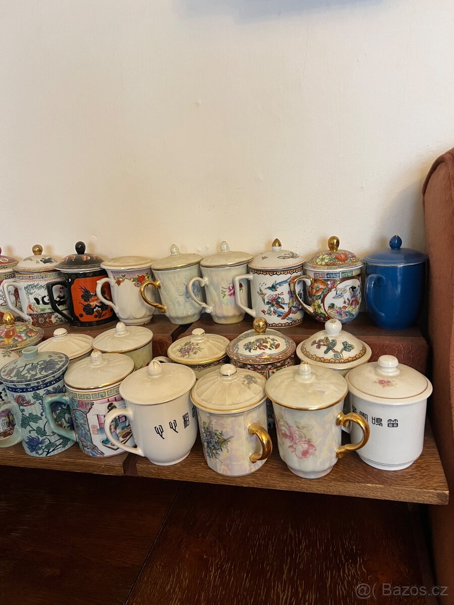 Sbírka porcelánových hrníčků - 6