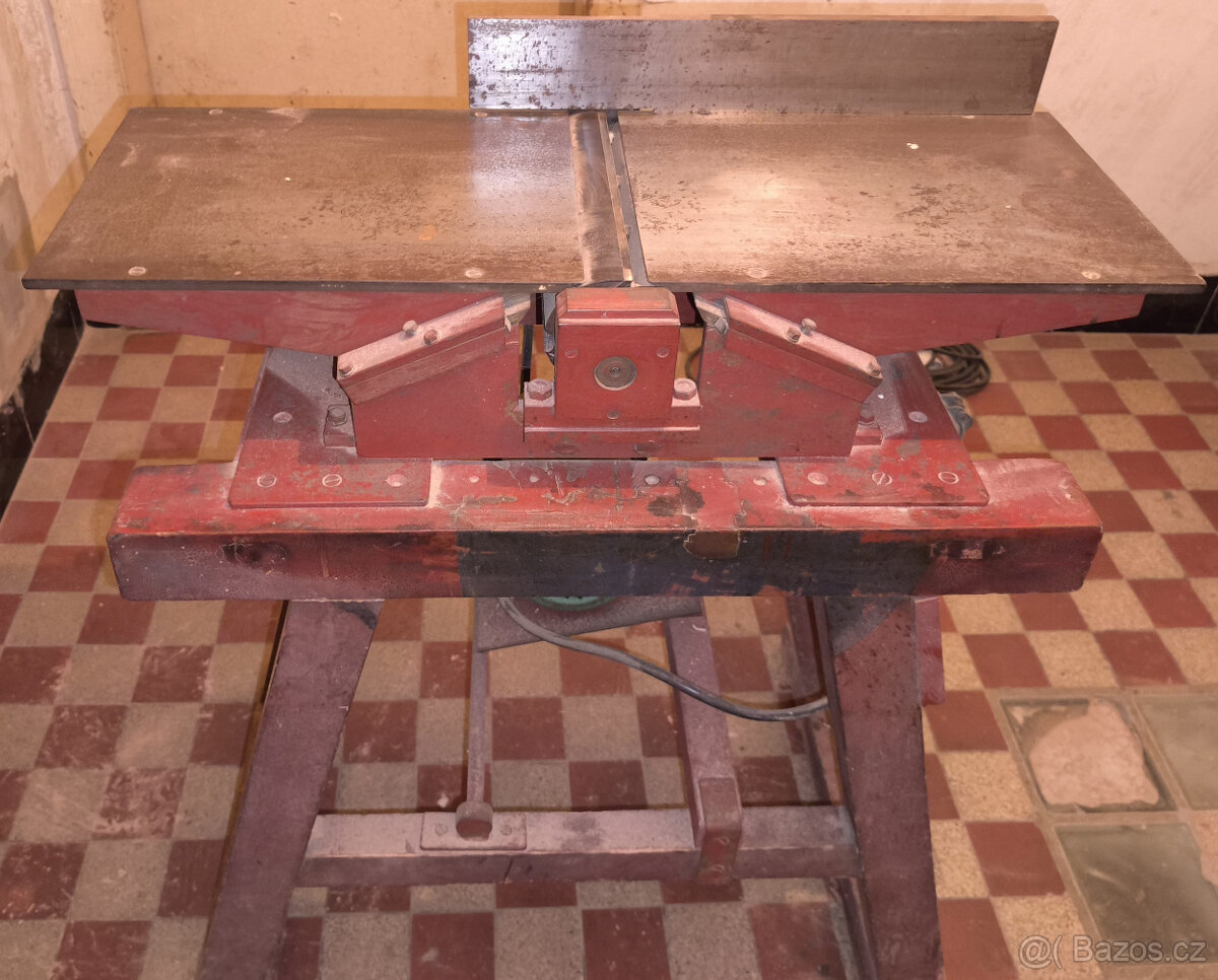 Srovnávací frézka - 6