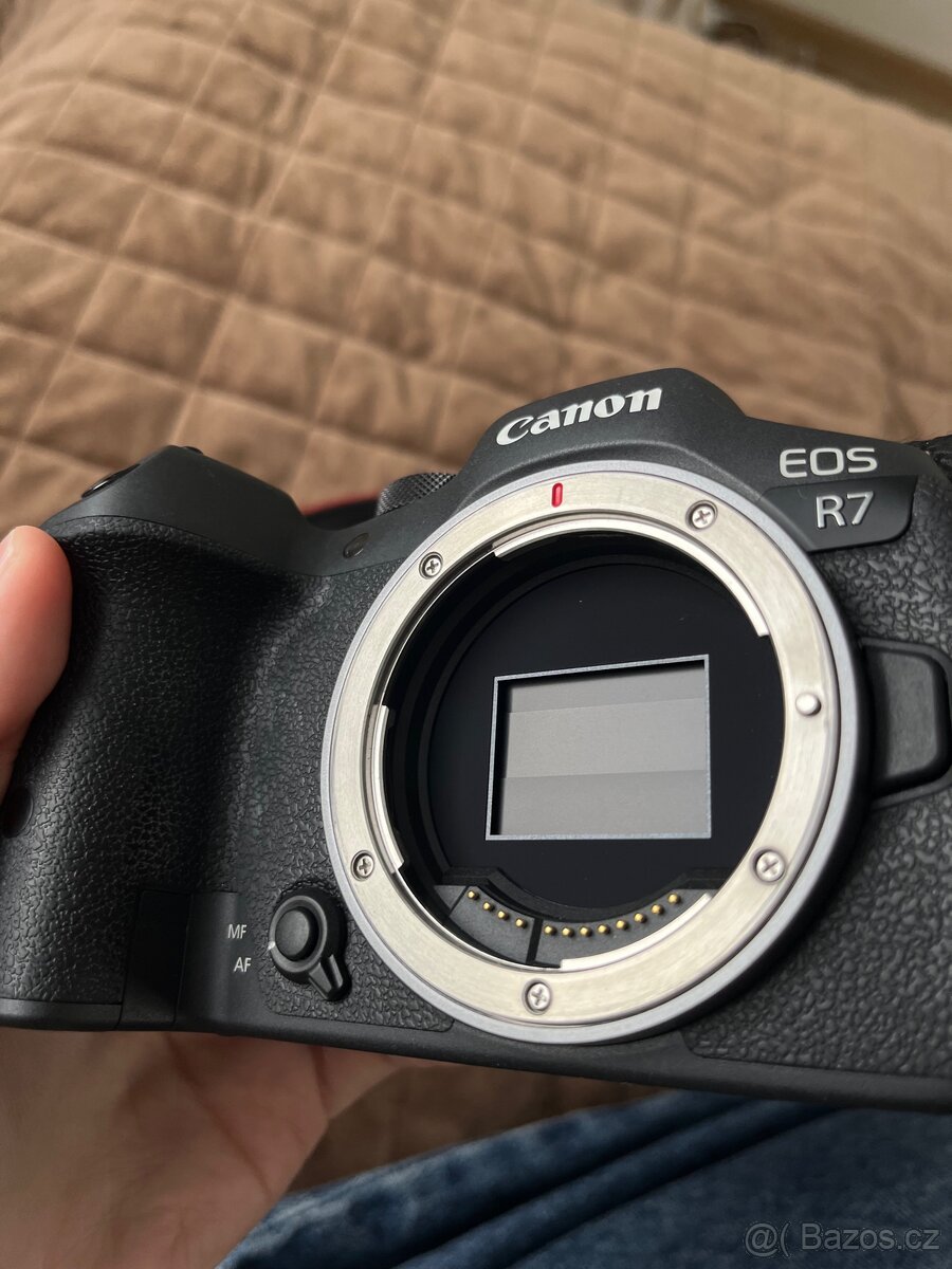 Prodám fotoaparát canon eos R7 - 6