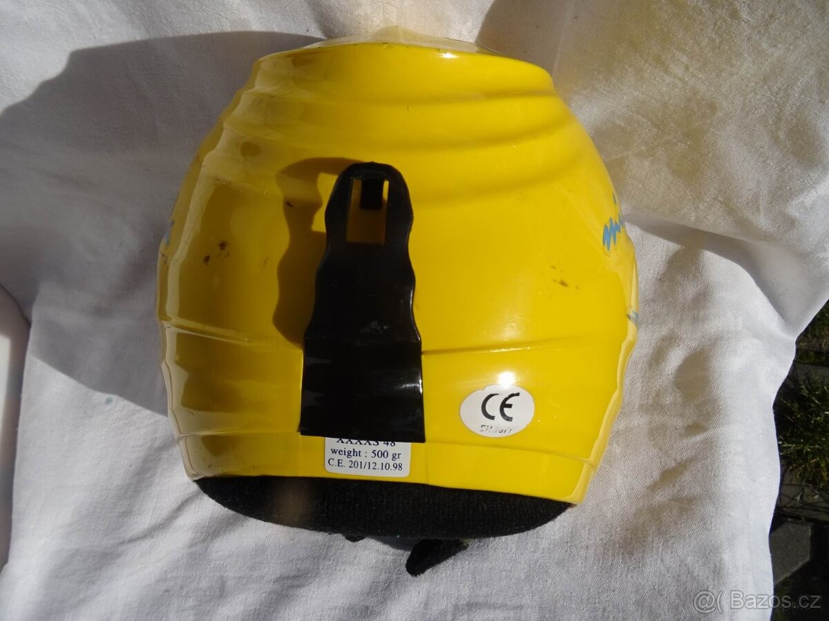 Dětská lyžařská přilba , velikost 48. - 6