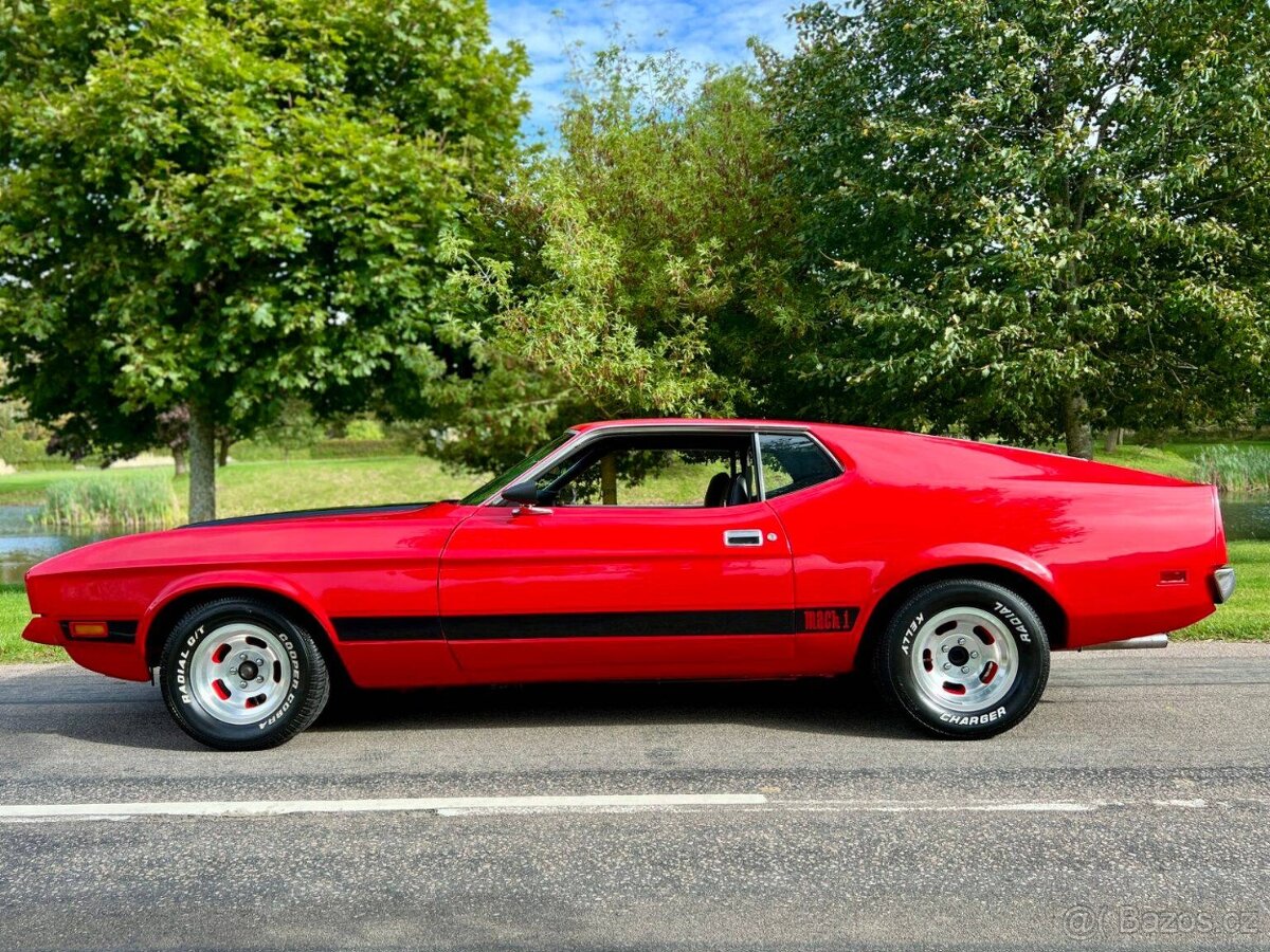 Ford Mustang Mach 1 z roku 1972 - 6