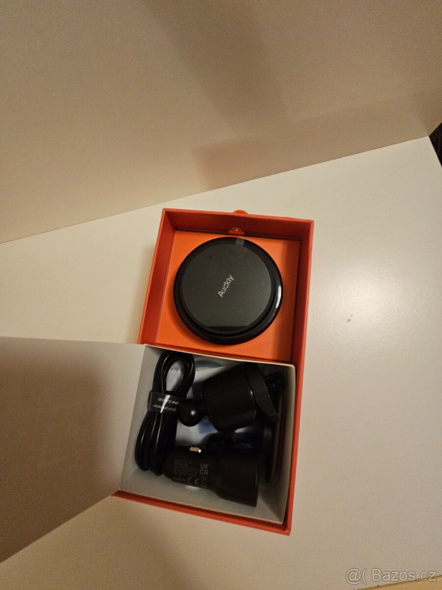 Auckly 15 W MagSafe držák do auta - 6