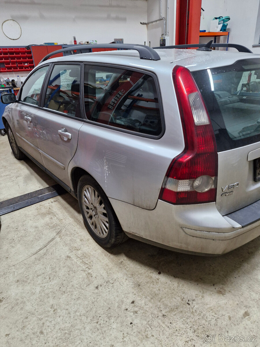 VOLVO V50 2.0 100KW - 6