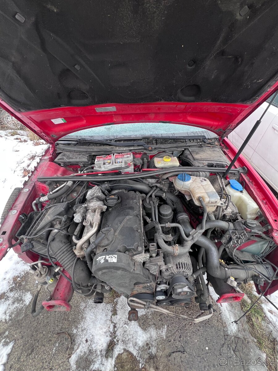 Audi A4 B6 - CELEK NA NAHRADNI DILY - 6