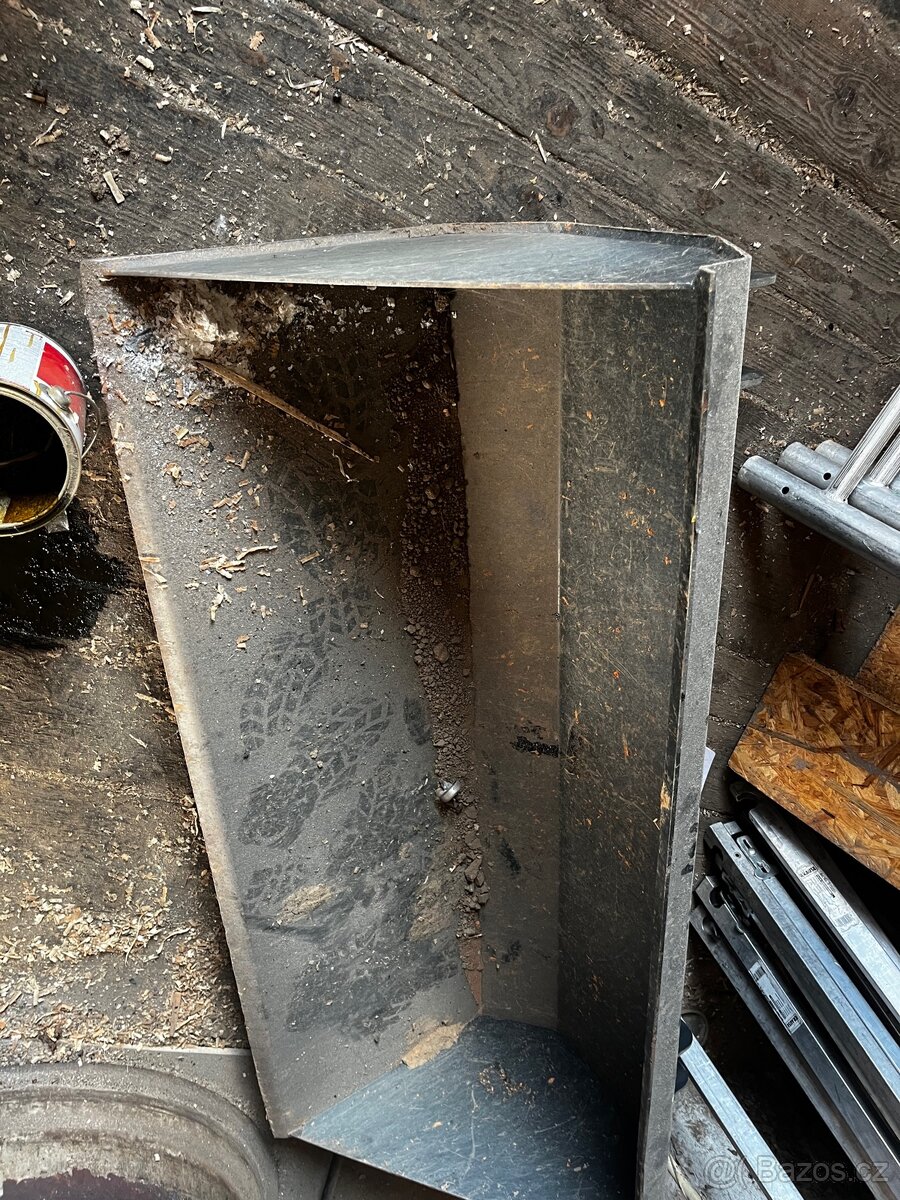 Malotraktor Iseki s čelním nakladačem - 6