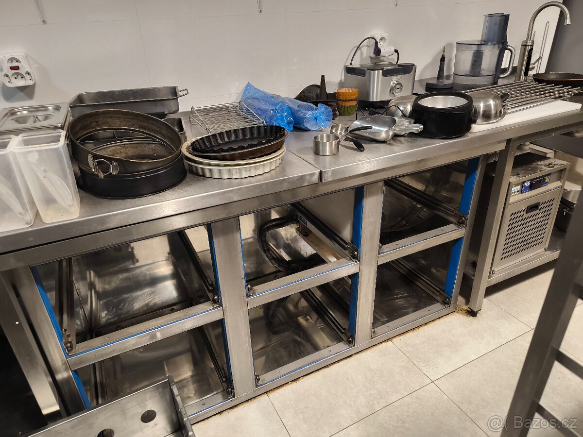 Chladící pult RedFox 6 zásuvek - 6