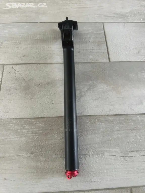 Odpružená sedlovka REDSHIFT - 6