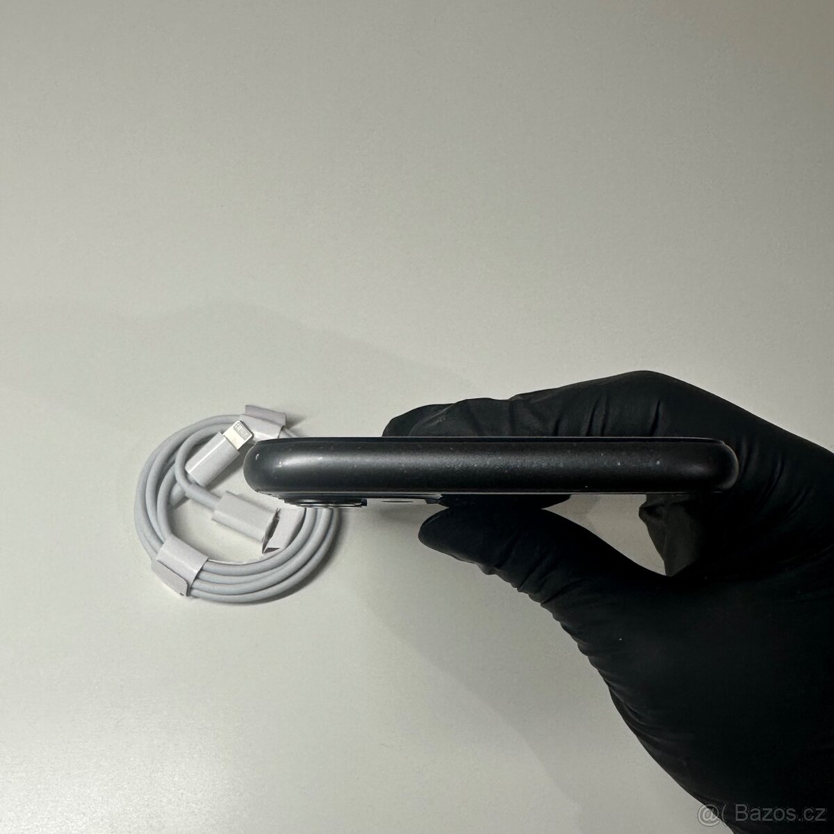 iPhone 11 64gb, top stav - 6