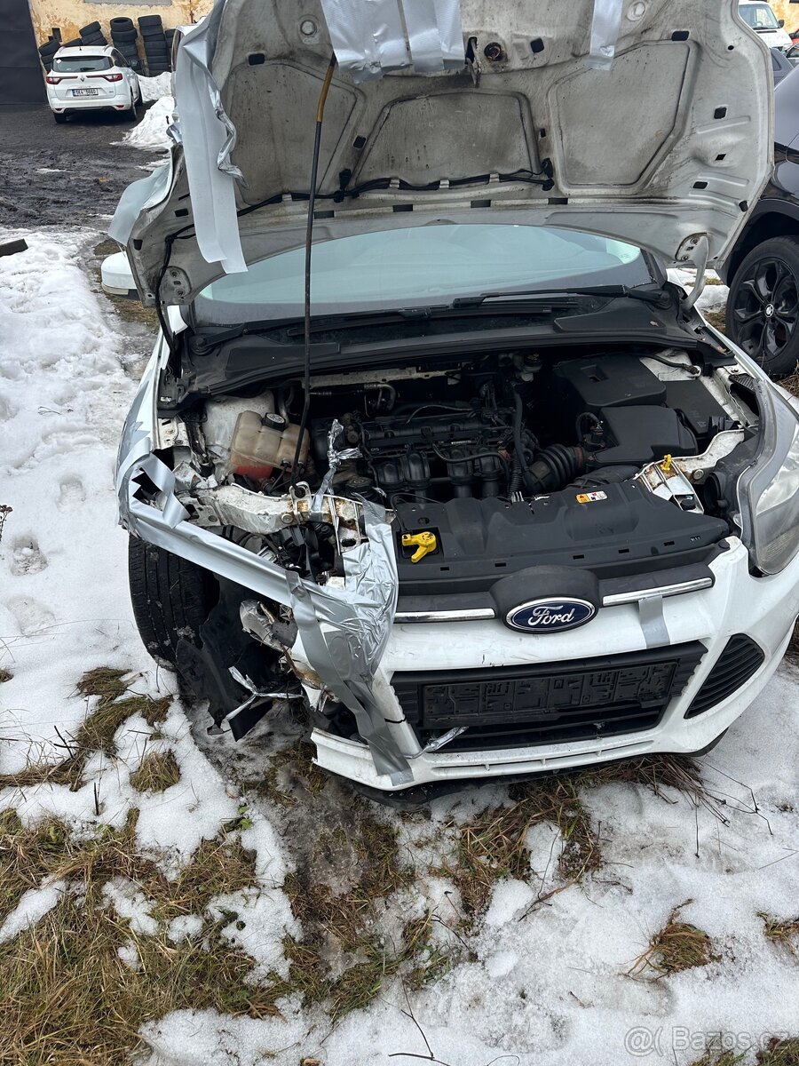 Ford Focus III 1.6 i Díly - 6
