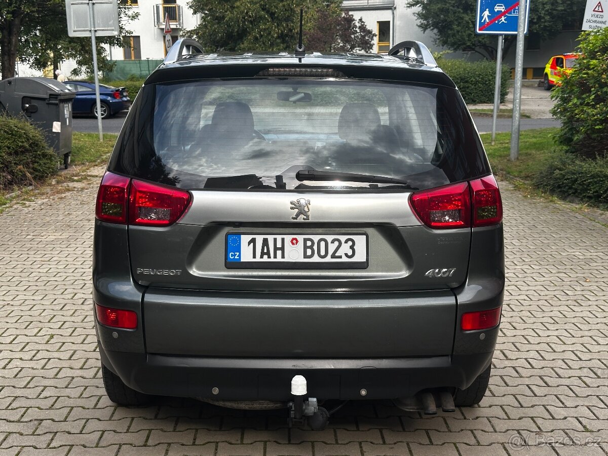 Peugeot 4007 2.2 HDi 4x4 SUV 7 míst Kůže Navi Tažné 2 tuny - 6