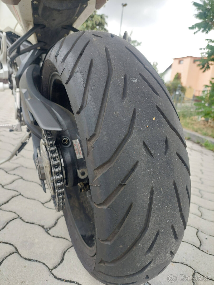 MV Agusta Brutale 675 - 6