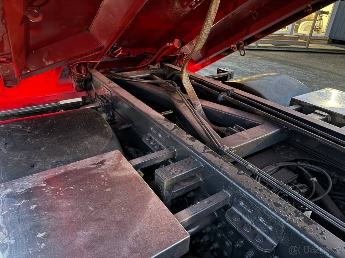 Volvo FMX 410 6x2 sklápěč s hydraulickou rukou - 6