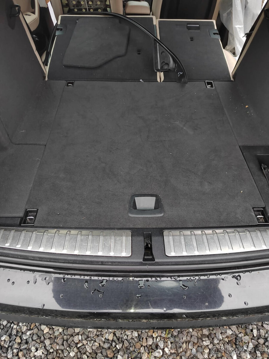 BMW X3, E83, držák přední světlo pravý - 6