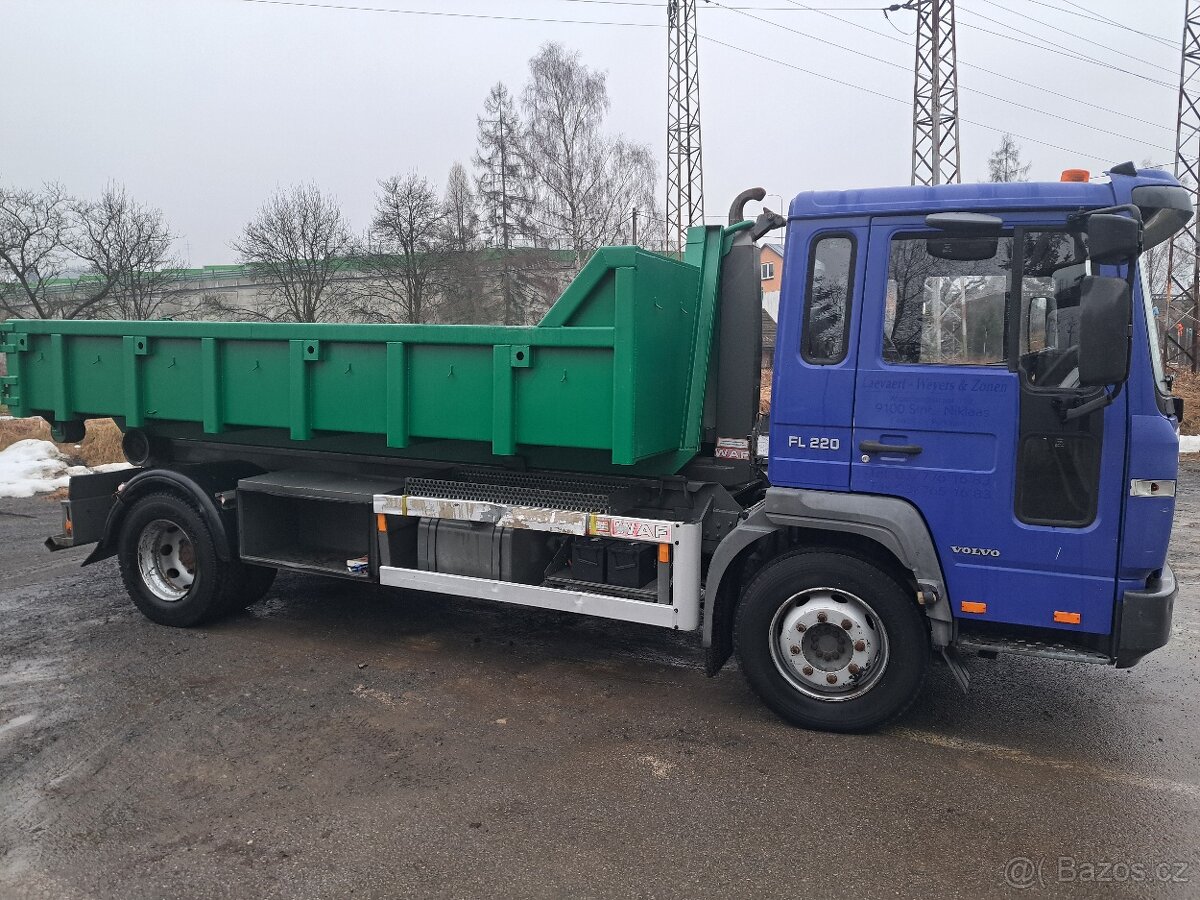 Prodám Volvo FL220 hakovy nosič kontejnerů - 6