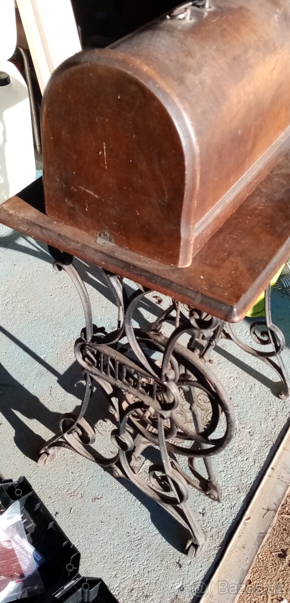 Prodám šicí stroje Singer - 6