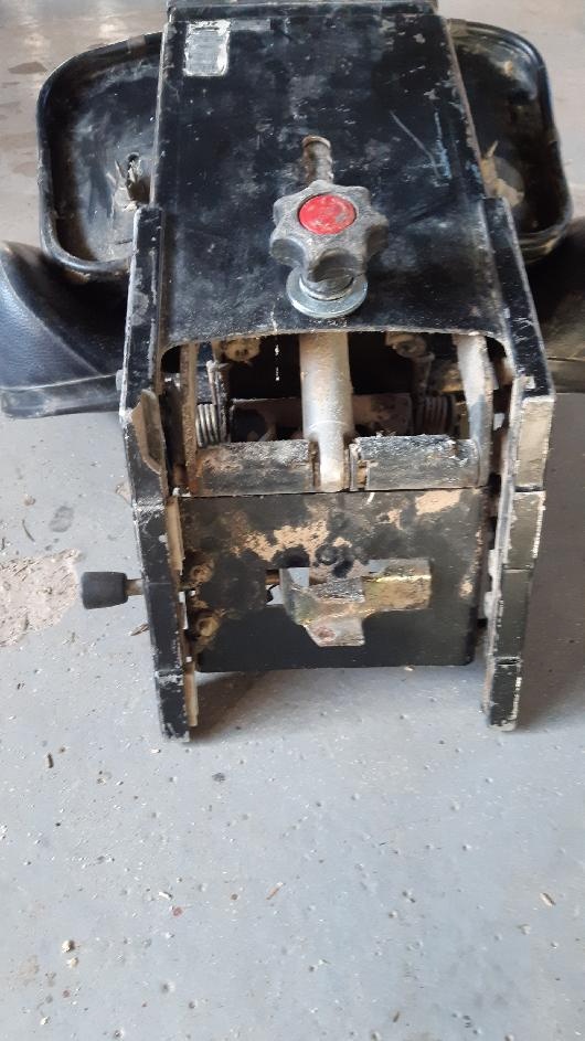 Sedačka na Zetor - 6