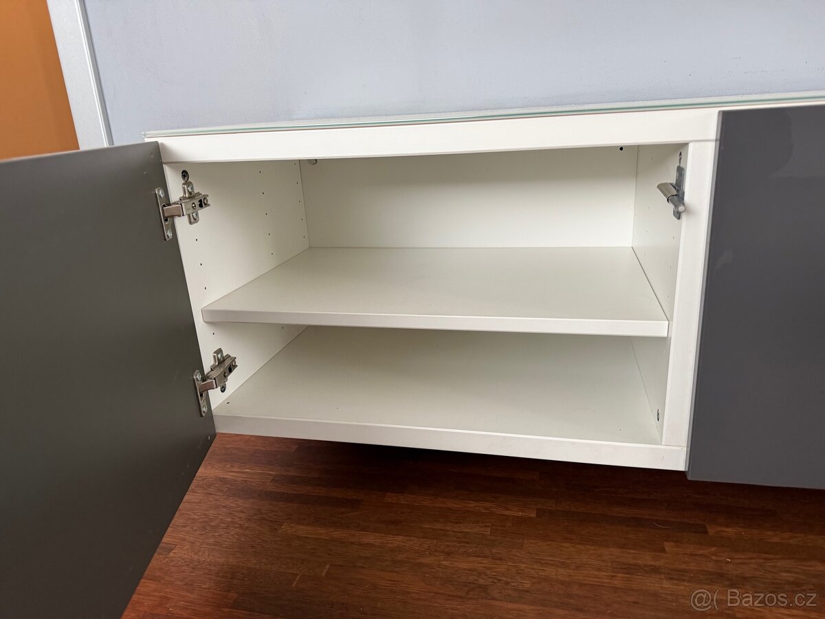 Skřínka pod TV - 6