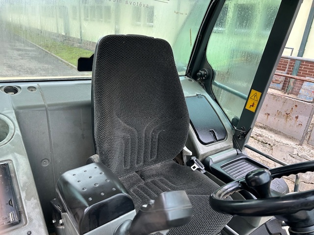 nakladač Kramer 8095T - 6