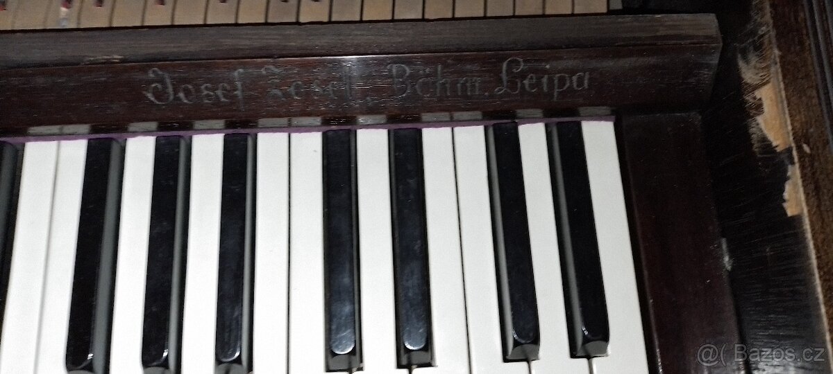 Prodám starožitné koncertní pianino Strauss - Lauberger & G - 6