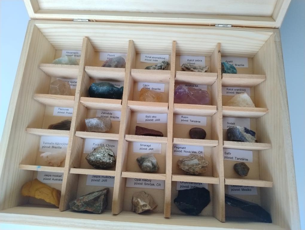 Sbírka minerálů velká, 25 ks + dřevěný box - 6