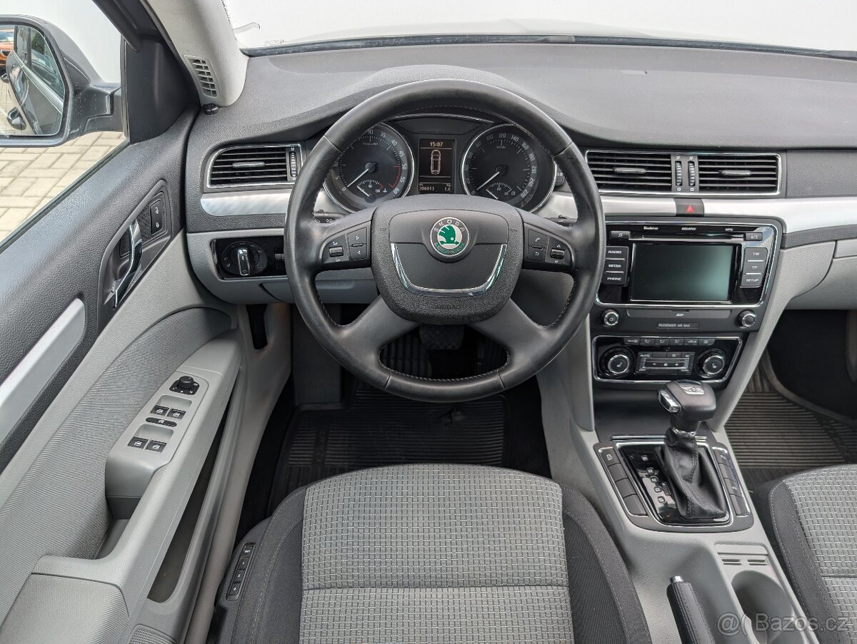Škoda Superb Combi 2.0 TDI / 103 kW DSG Ambition - 6