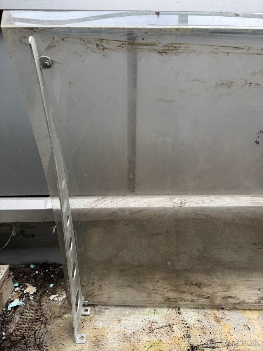 Polykarbonatova stříška - 6