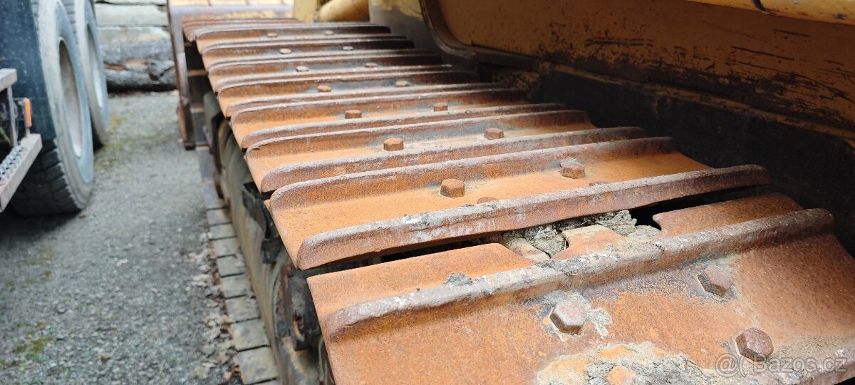 Pásový nakladač CAT 953C - 6