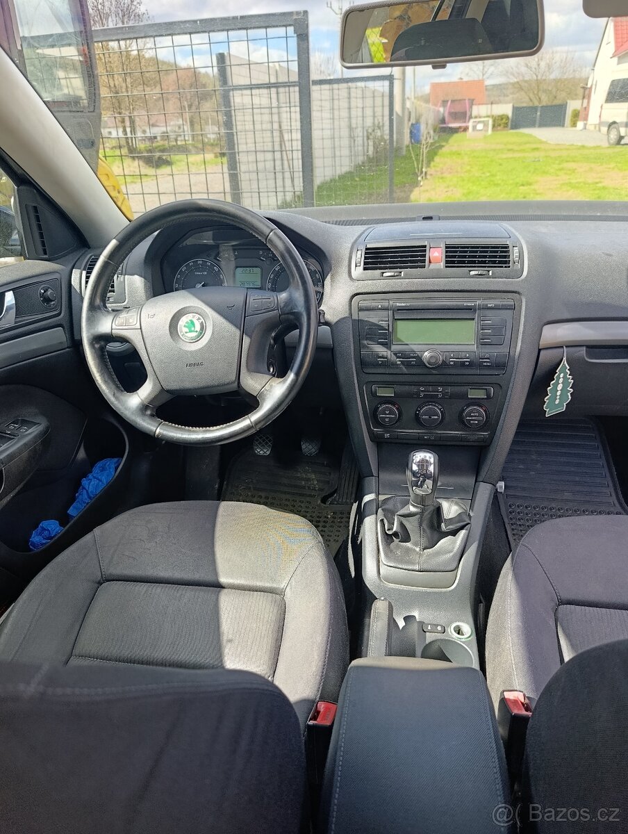 Skoda octavia II 2.0TDI - 6