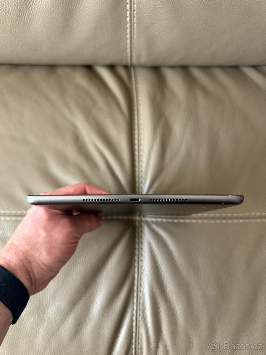 Apple iPad 7 128Gb wifi+cellular - 6