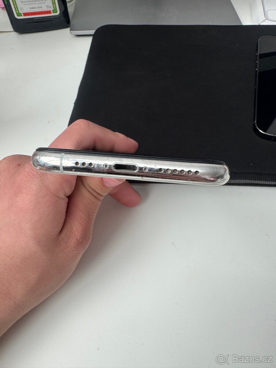 iPhone 11 Pro - 6