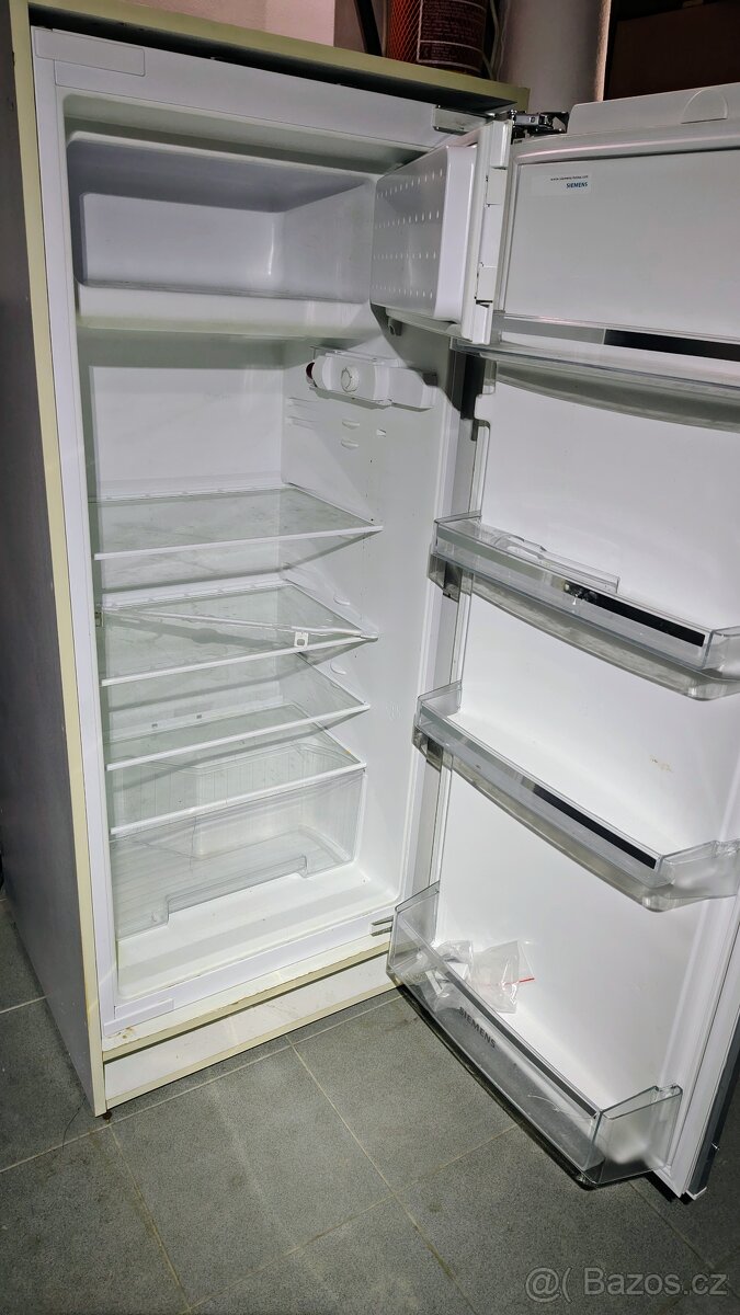 Vestavná lednice Siemens - 6