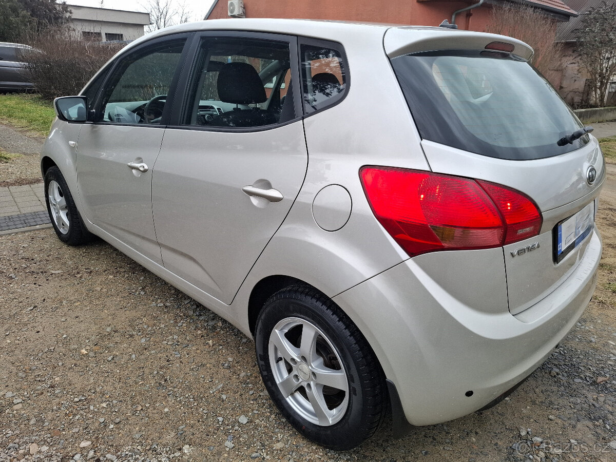 Kia Venga 1.6 CVVT 92kW 2010 klima - 6