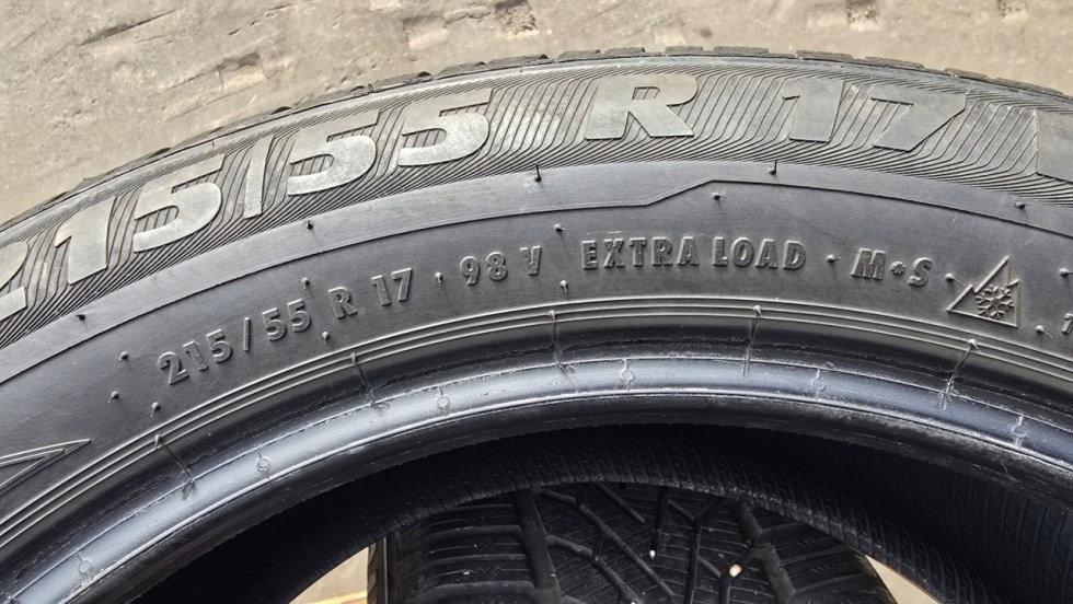 Zimní pneu 215/55/17 Semperit - 6