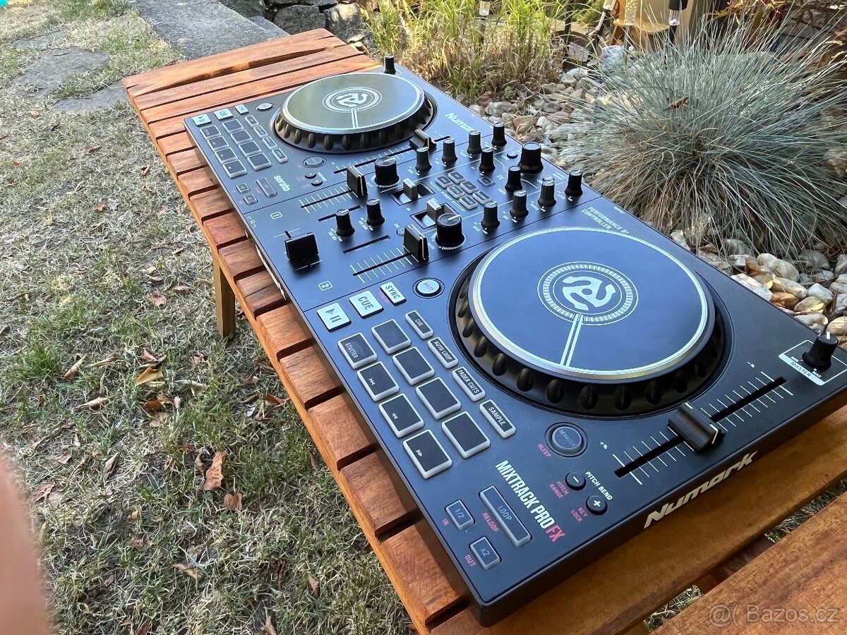 Numark mixtrack pro fx - 6