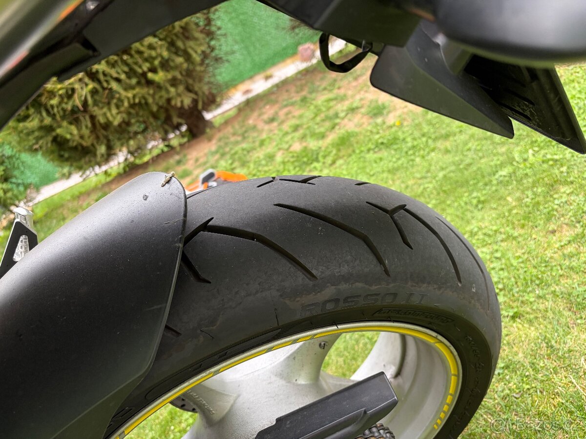 Yamaha FZ6 - 6