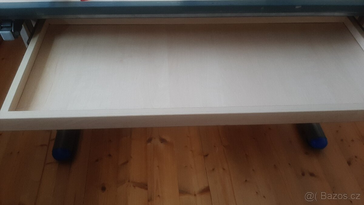 Rostoucí stůl pro děti a studenty - 6