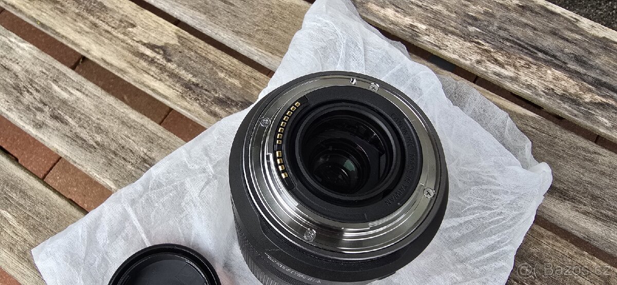 Objektiv Canon RF 24-240 na FF bezzrcadlovku - 6