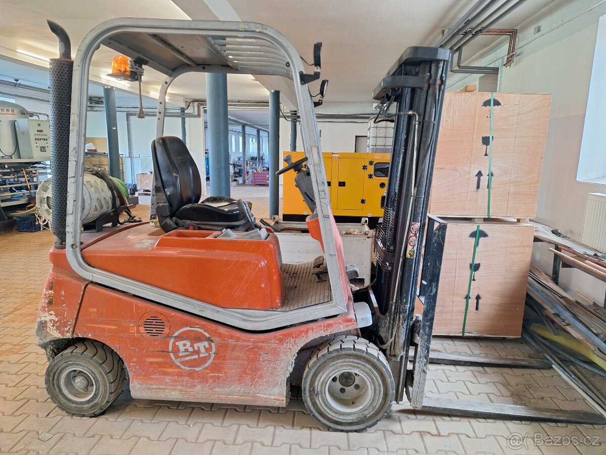 VZV BT 1,5 , Komatsu 1,5T ,LINDE 1,6,2,0 LPG - 6