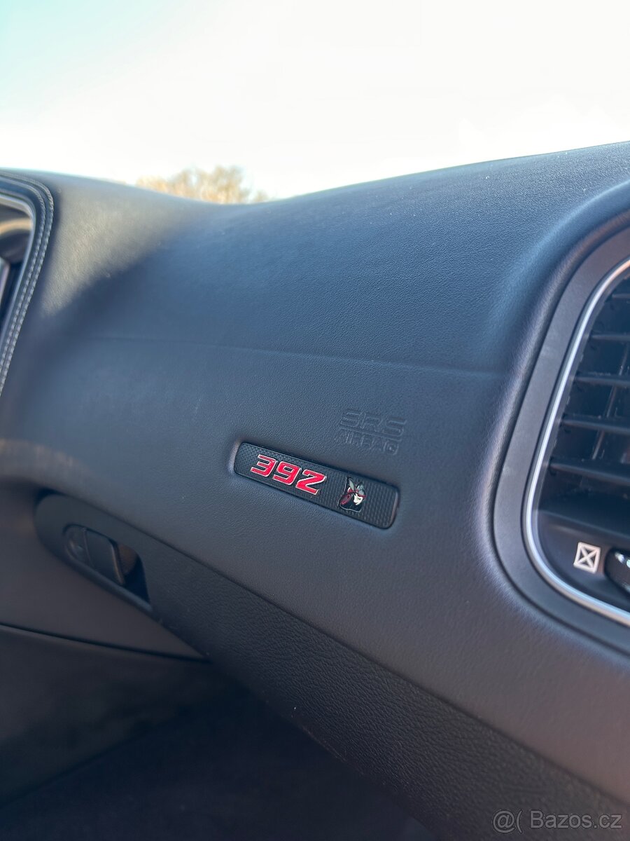 Dodge Charger 6,4 HEMI - 6