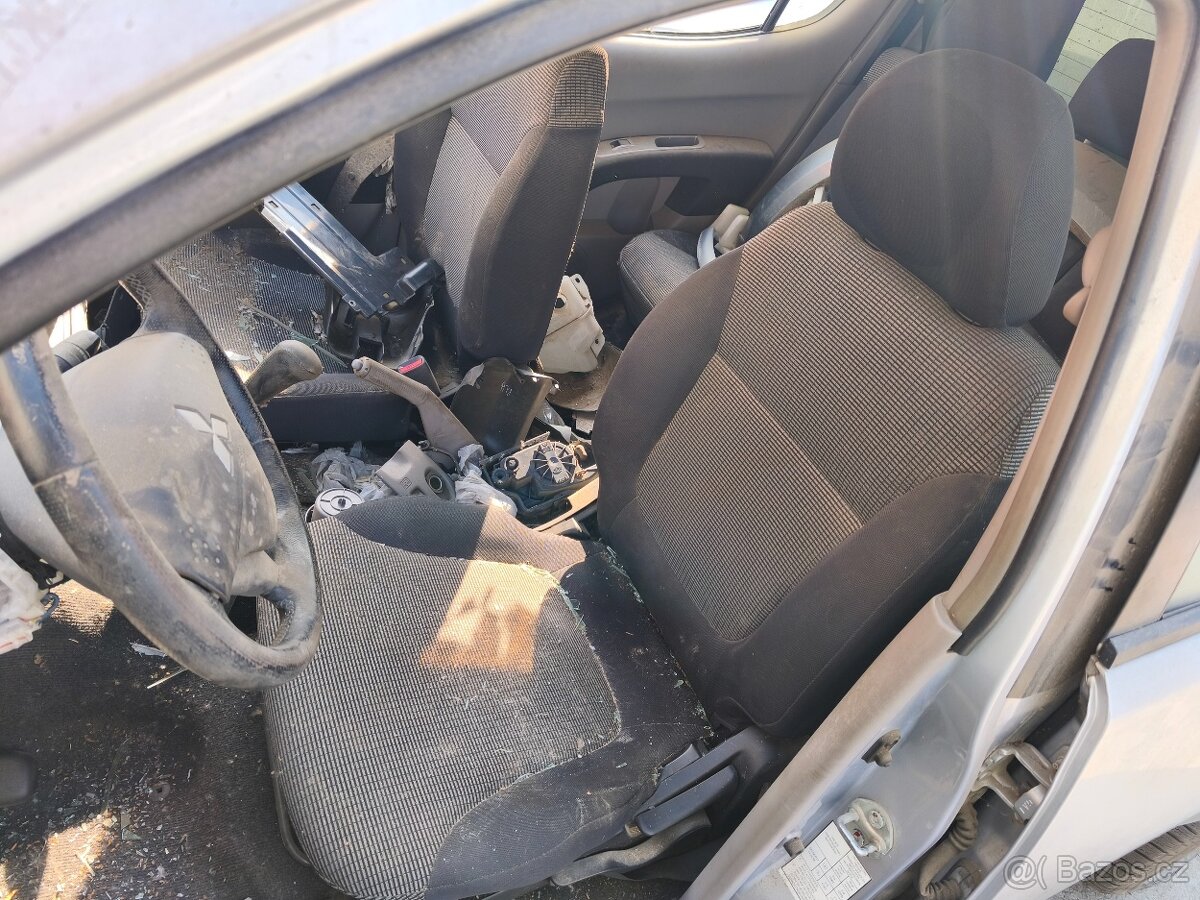 Mitsubishi L200 Díly - 6