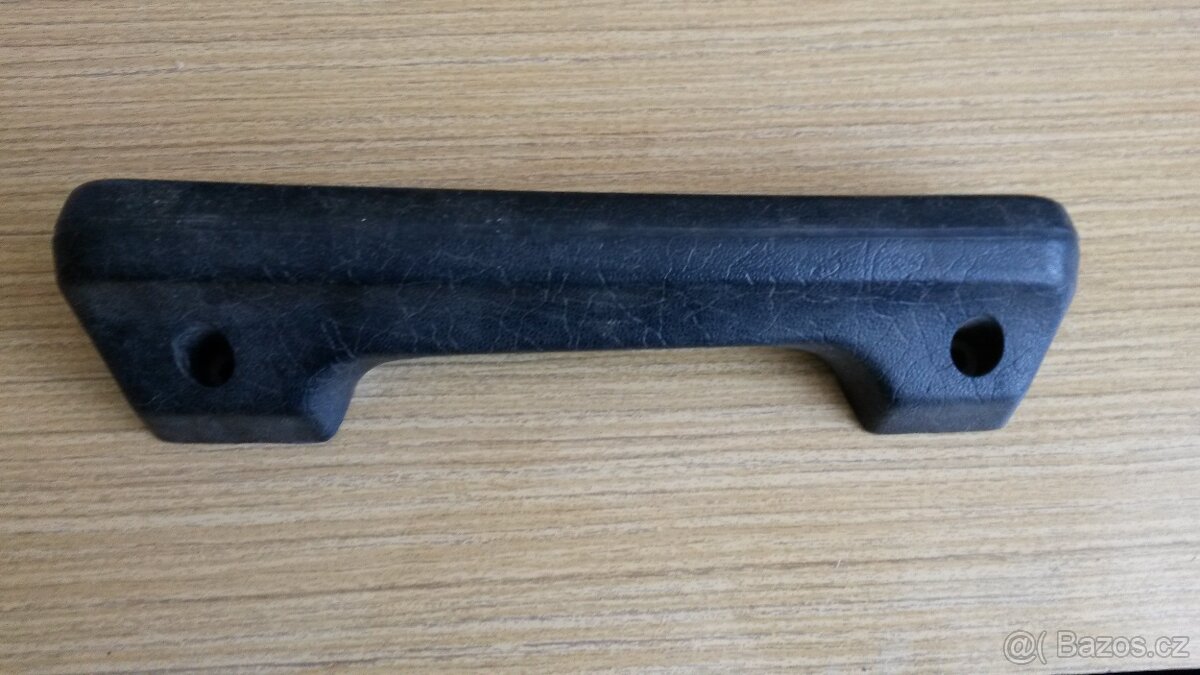 Zadní spoiler a pár dílů na Škoda 120l, 120ls, 120gls, 125l, - 6