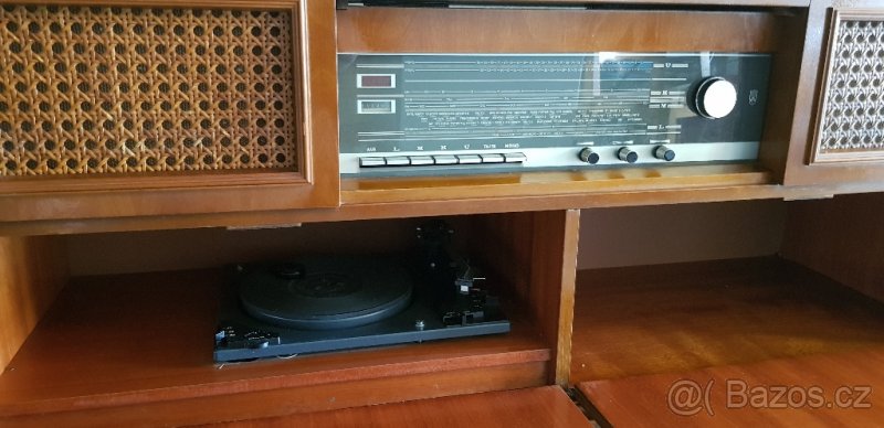PRODÁM HUDEBNÍ KOMODU GRUNDIG 8064-RADO-GRAMOFON- STEREO - 6