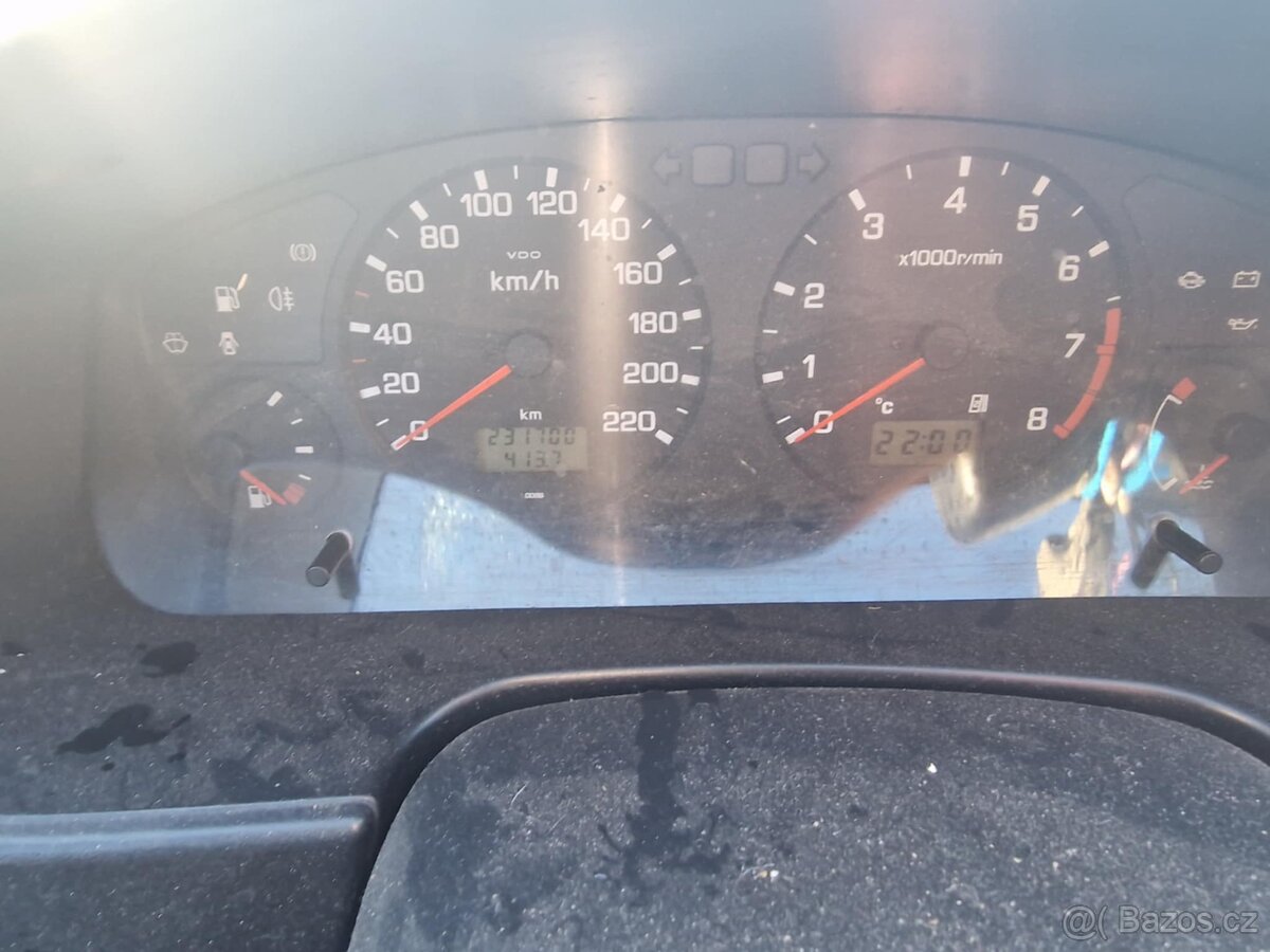 Nissan Primera P11 - 6