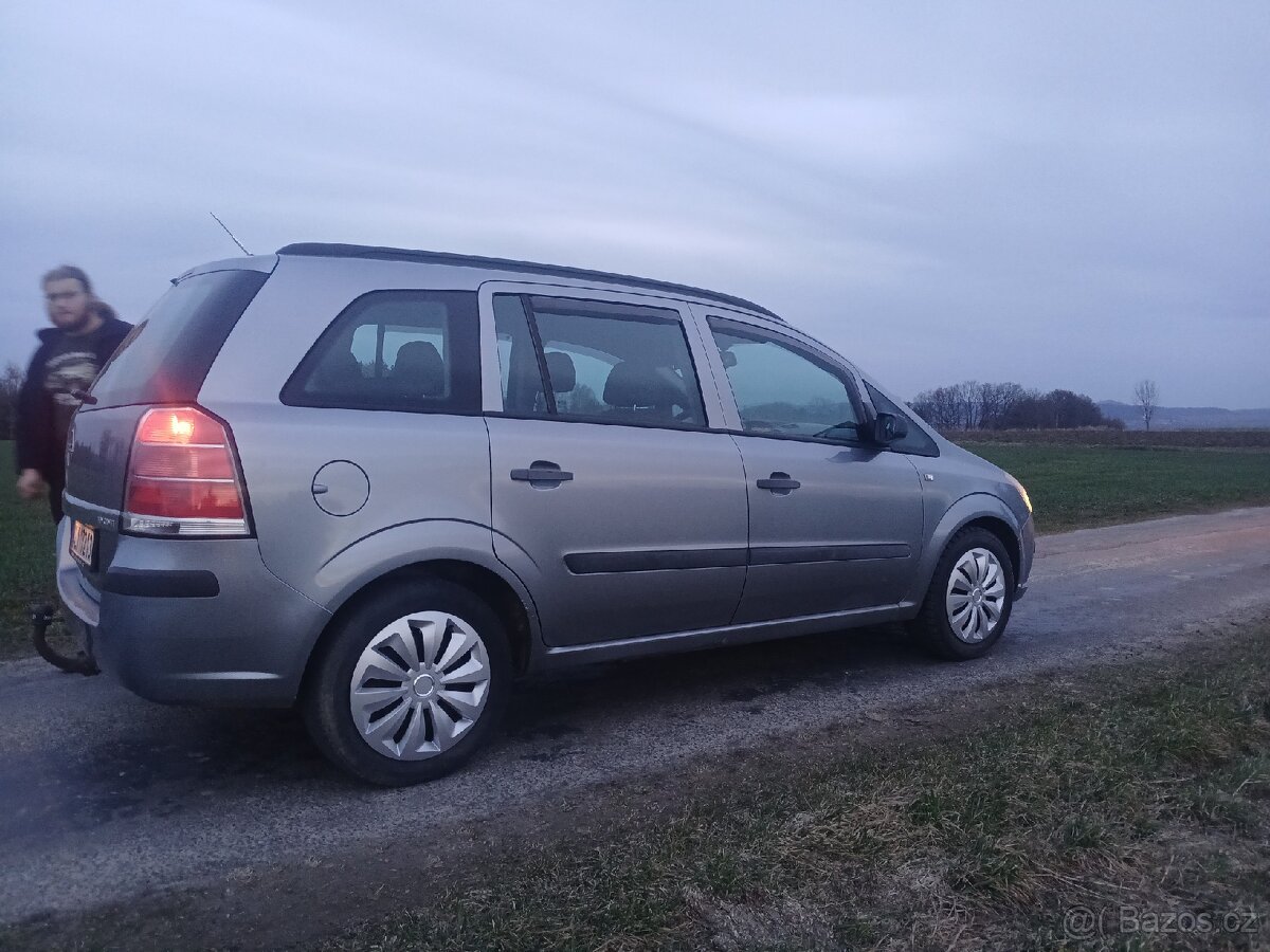 Prodam Opel Zafira 7 mistný - 6