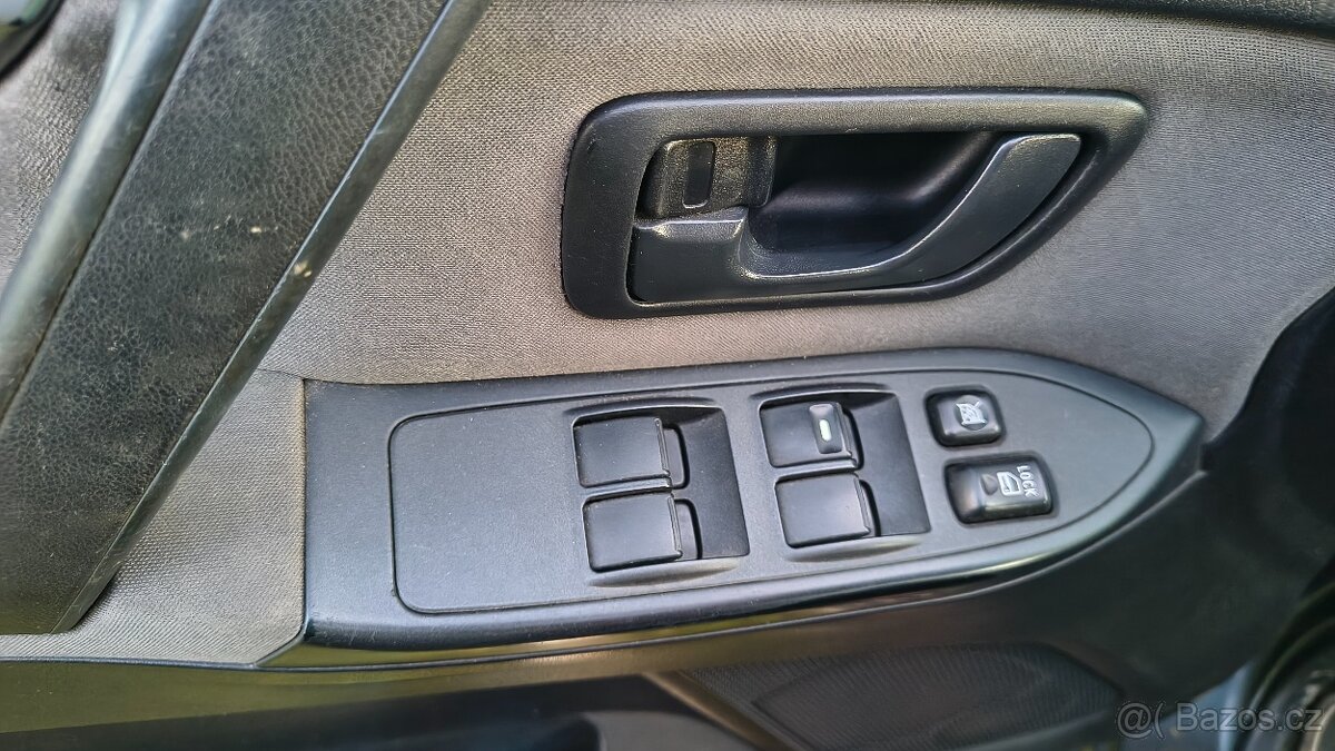 Mitsubishi Pajero 3,2 DiD,2008vyrobeno,v provozu od 2010 - 6