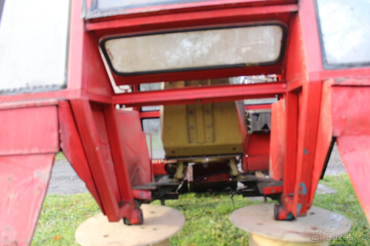 Zetor 6911 kabina kompletní pěkný stav - 6