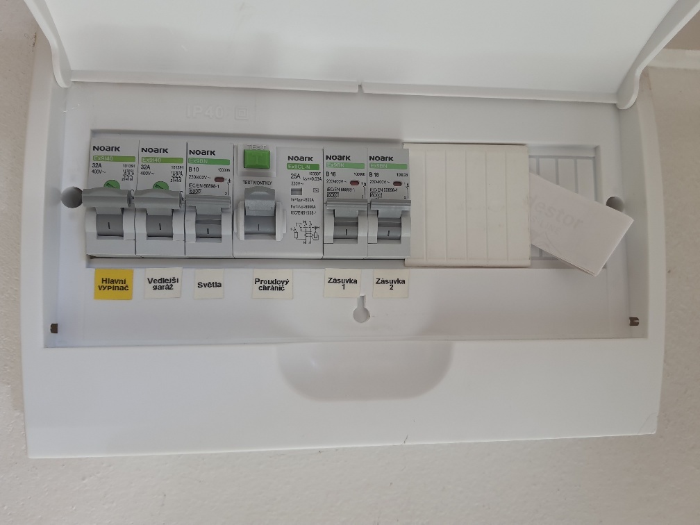 Dlouhodobý pronájem garáže Ruprechtice (Liberec) - 6