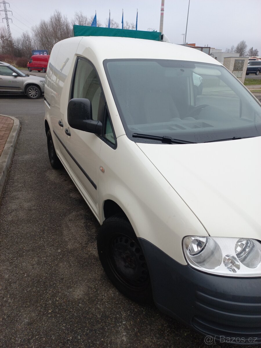 Volkswagen CADDY CNG/2.0 benzín 80 KW - 6