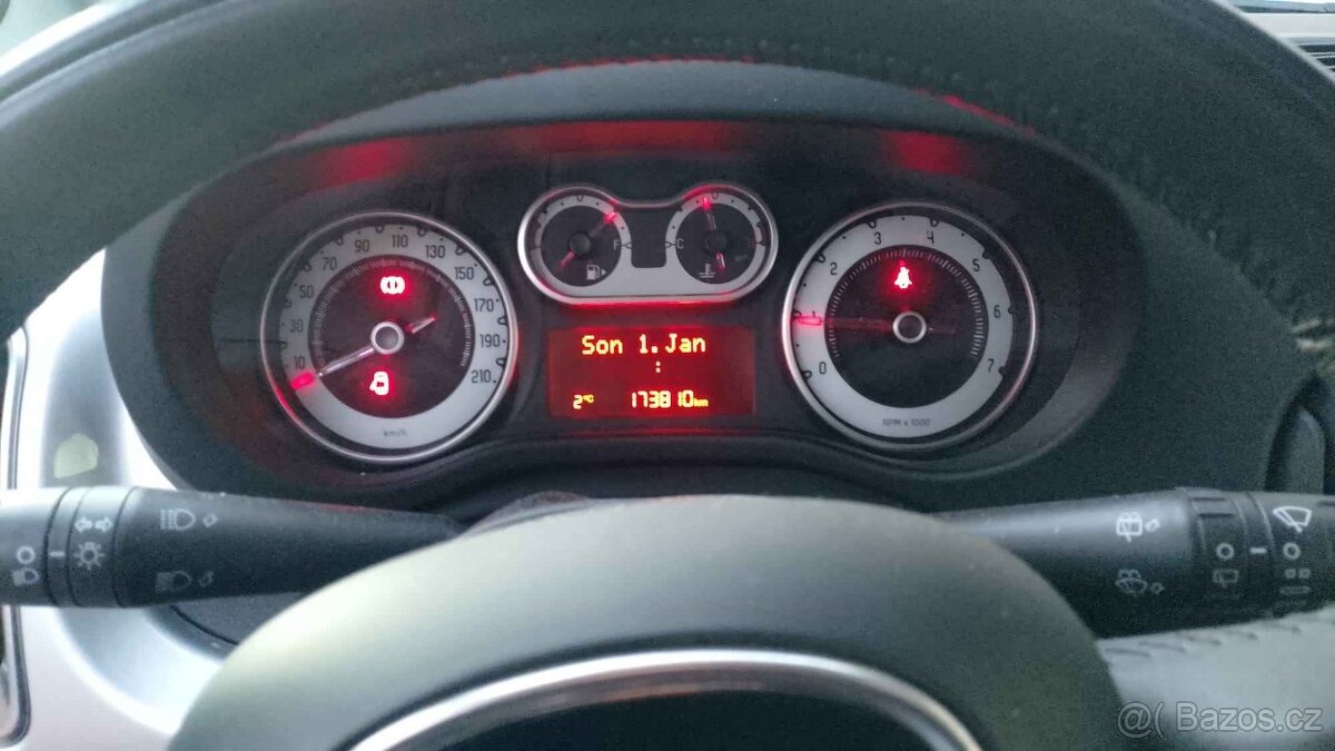 Prodám FIAT 500L 1,3JTD, - 6